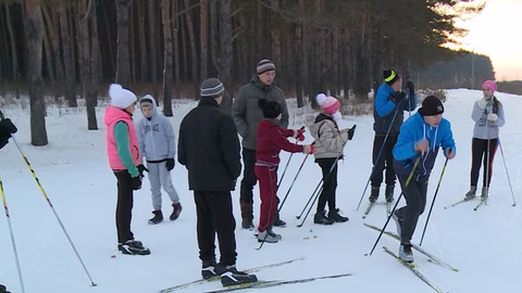 Покататься на лыжах или арендовать тюбинг для горки