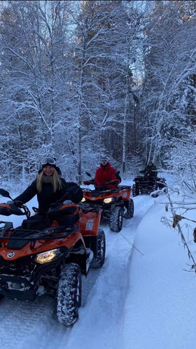 Катание на квадроциклах зимой — загородный отдых в Тюмени